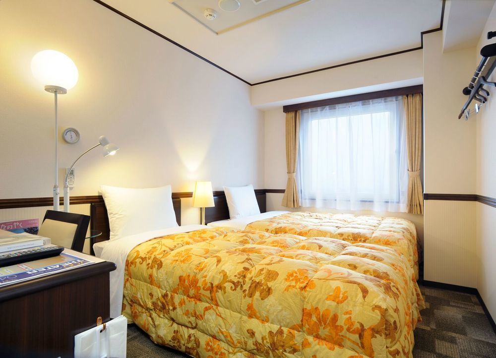 Toyoko Inn Tokyo Yamanote Sen Otsuka Eki Kita Guchi No 2 Екстериор снимка